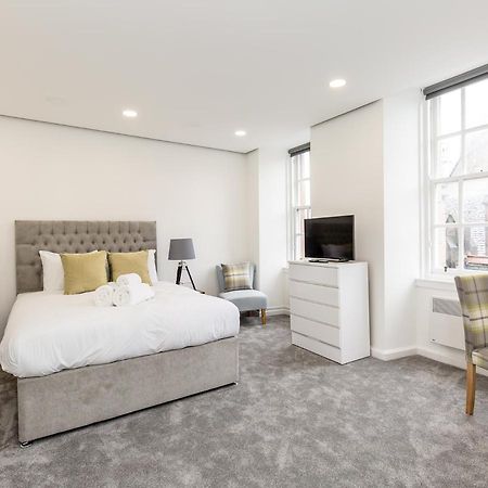 에든버러 Refurbished Studio Next To The Royal Mile 아파트 외부 사진